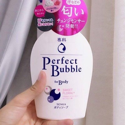 SỮA TẮM DƯỠNG ẨM SENKA HƯƠNG HOA HỒNG & ĐINH HƯƠNG PERFECT BUBBLE FOR BODY SWEET FLORAL